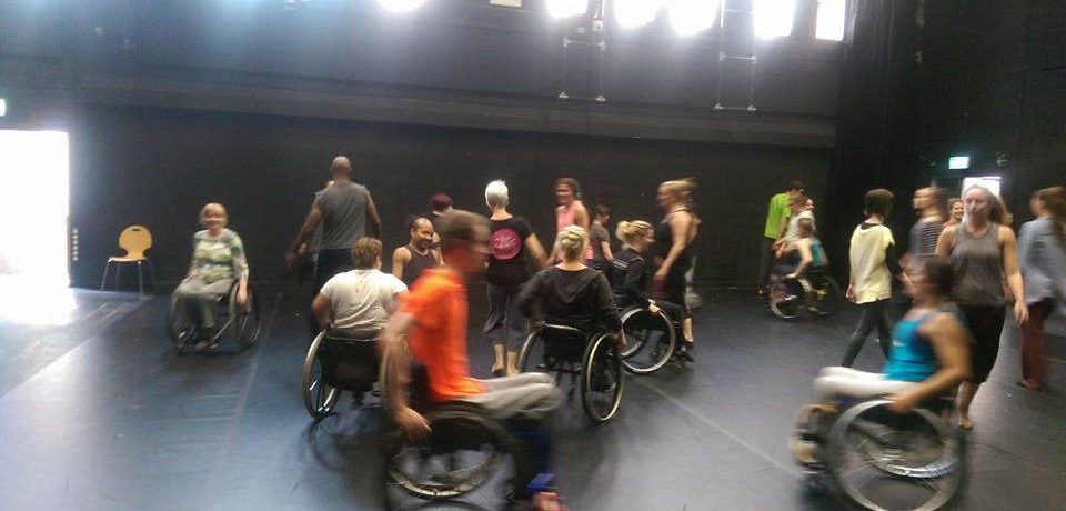 INCLUSIVE DANCE & CHOREOGRAPHY INCLUSIVE DANCE & CHOREOGRAPHY